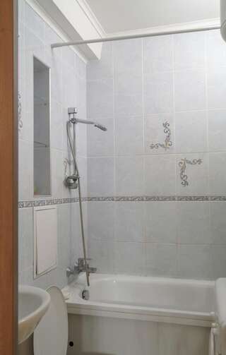 Апартаменты Apartment in the city center Tsytadelnaya 7 Киев Апартаменты с 1 спальней-23