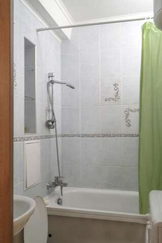 Апартаменты Apartment in the city center Tsytadelnaya 7 Киев Апартаменты с 1 спальней-47