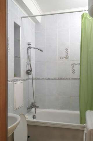 Апартаменты Apartment in the city center Tsytadelnaya 7 Киев Апартаменты с 1 спальней-6